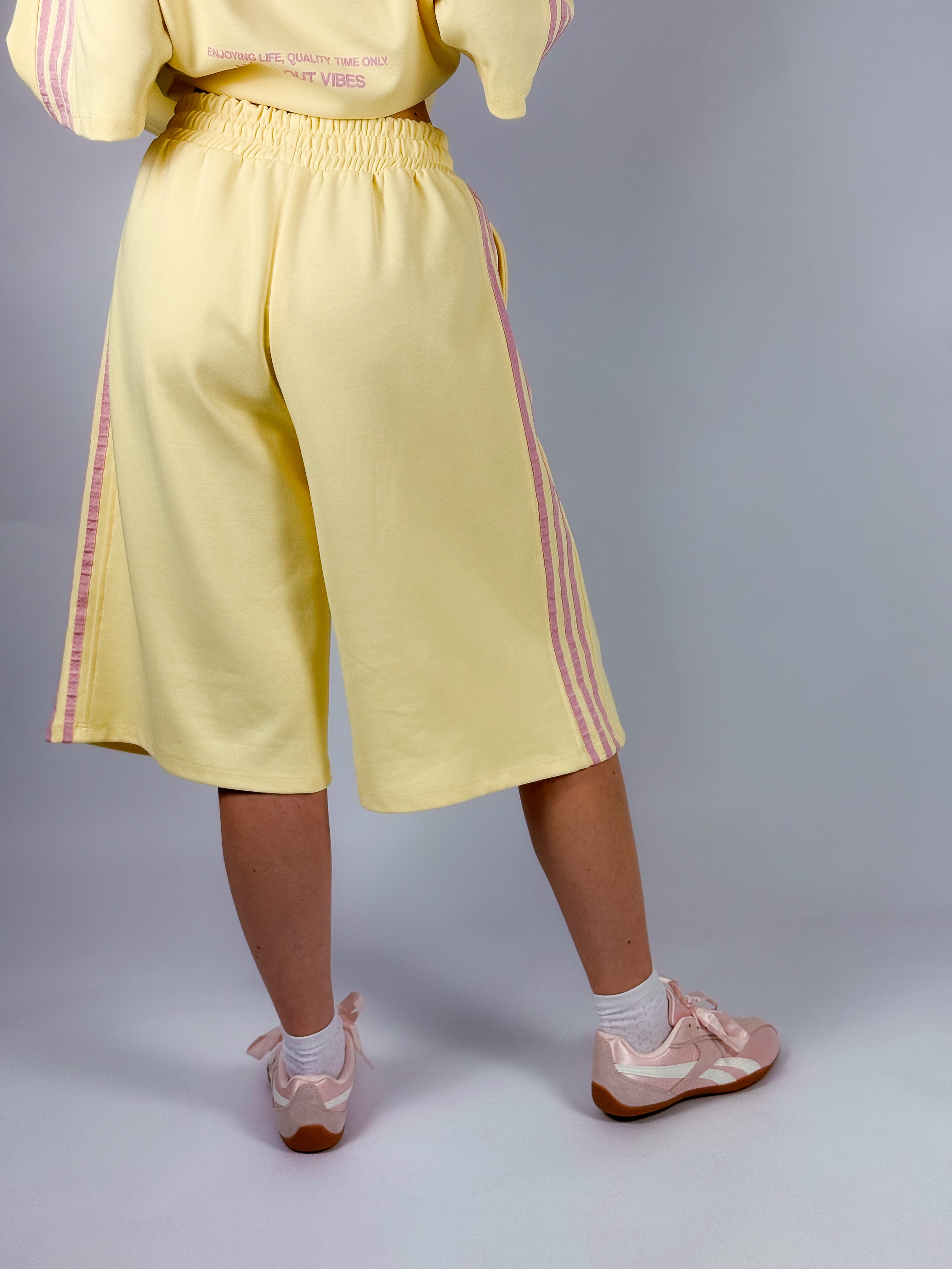 Pastelowe spodnie dresowe Lazy Summer